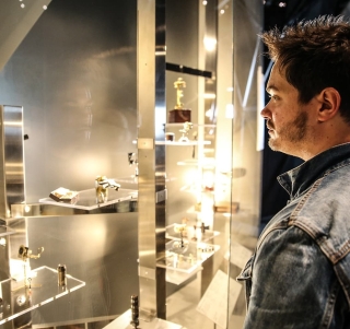 Visite LSF du parcours permanent du musée des Confluences - ViruScience