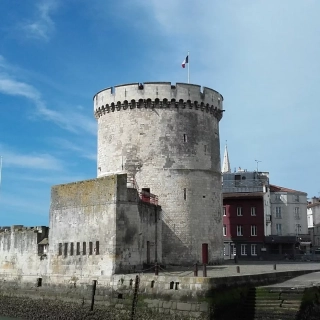 Visite commentée en LSF de la tour de la Chaine - Tour de La Rochelle